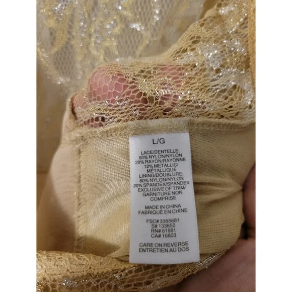 Shimmering Gold Lace Top Size L - Picture 4 of 5